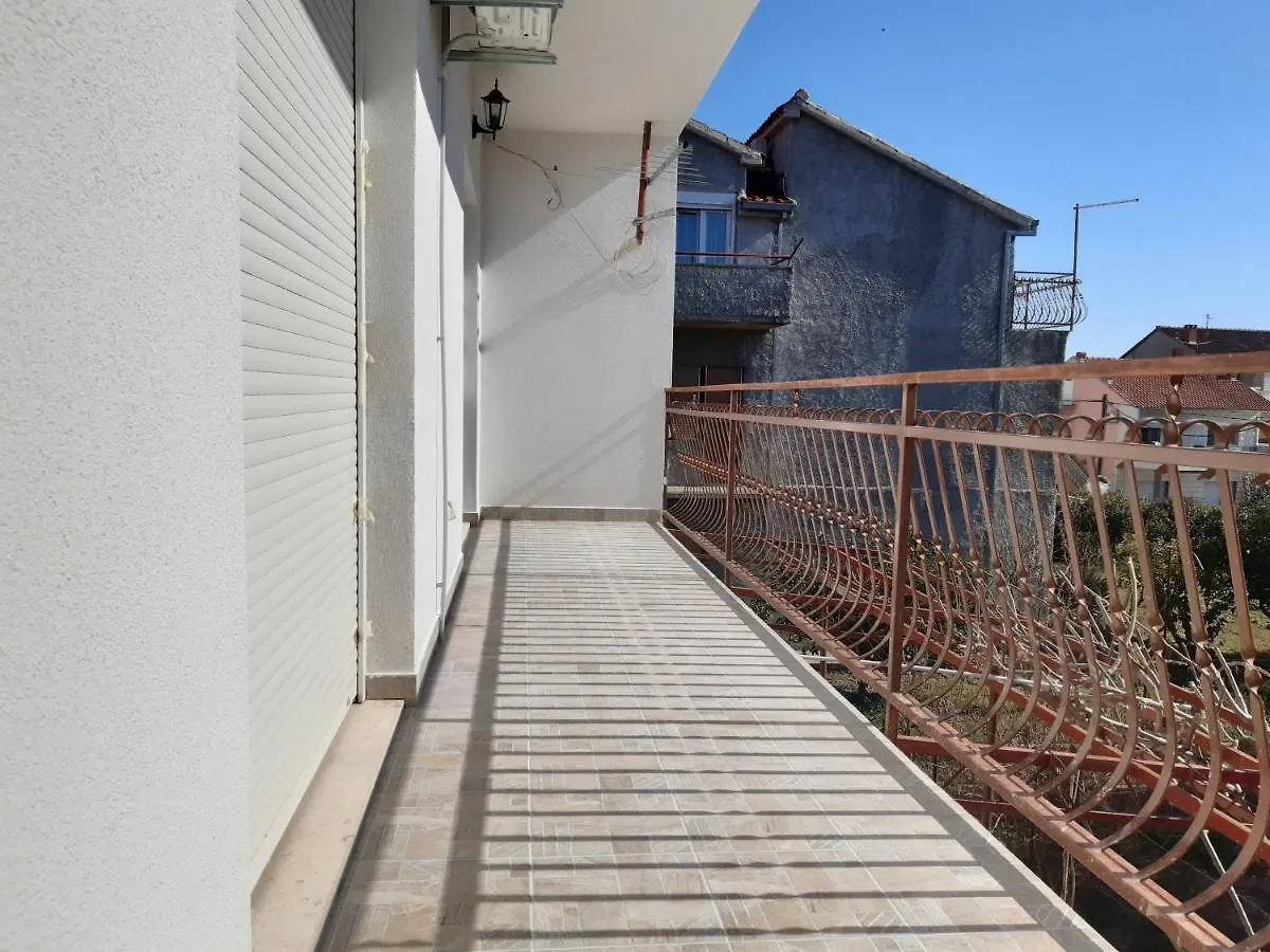 Apartment Yole Apartman Kastela